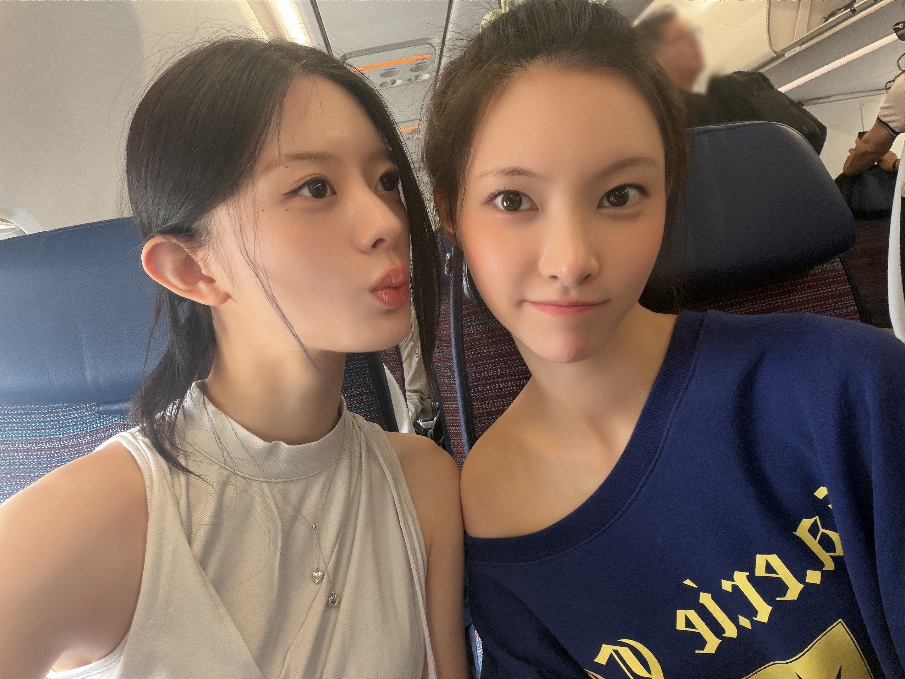 🐰💬: 我会平安回来的✈️🩷 