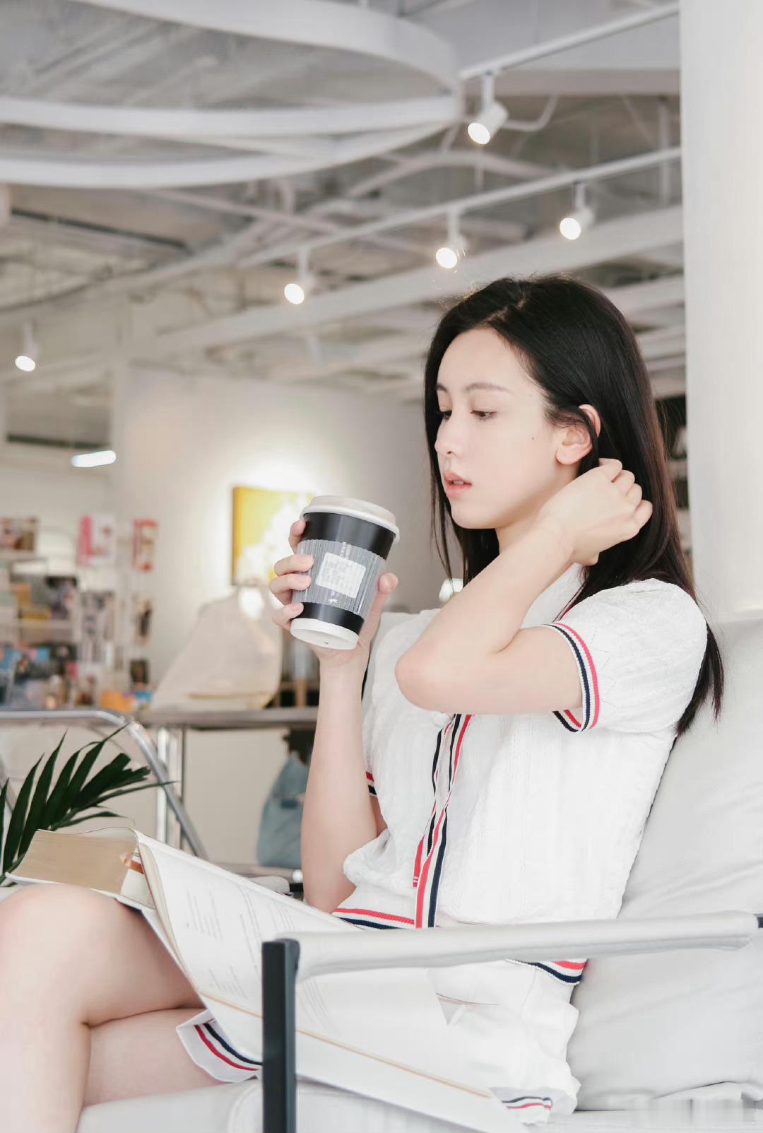 陈都灵 ​​​