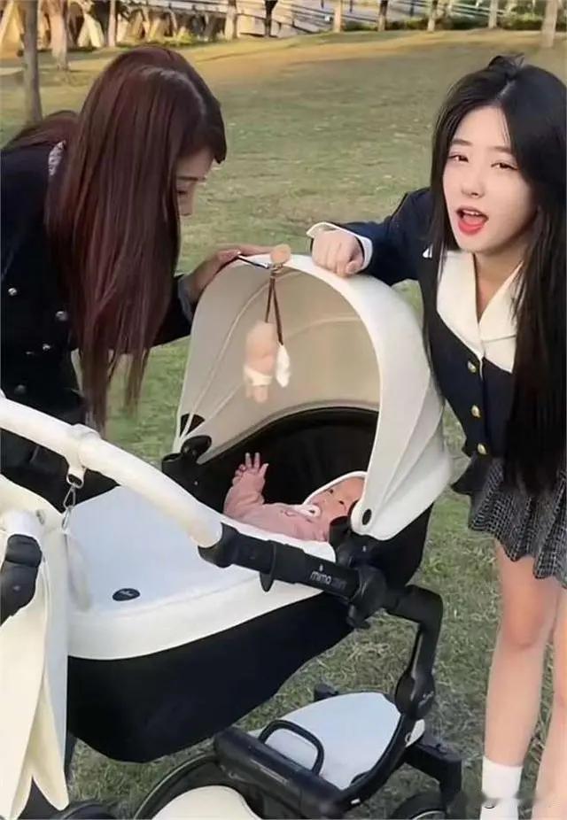 黄一鸣是个聪明人，懂得利用媒体，也懂得在什么时候该收。
 黄一鸣可能和王思聪私下