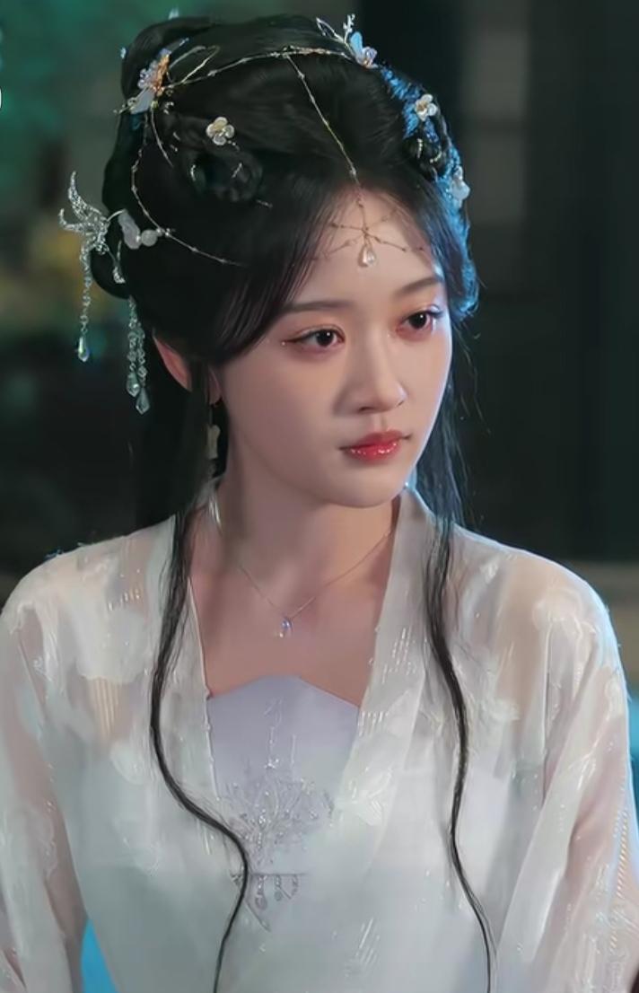 不喜欢，还是喜欢看真人版短剧。
演员们的演技在线，故事可以，自然会看进去。