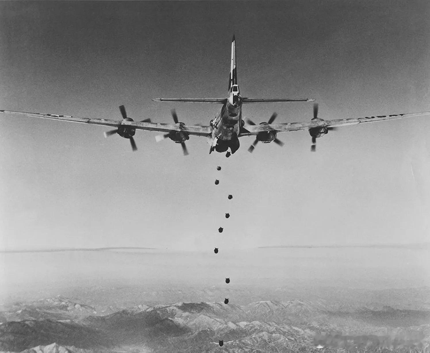 1951年2月美国空军第190轰炸机大队在朝鲜战争爆发后执行第150次任务军事历