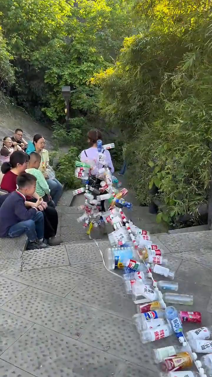 哈哈哈哈。
