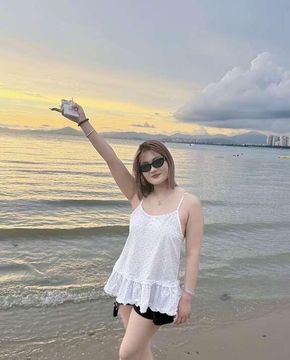 海边限定氛围感打卡
氛围感海边 沉沦在绝美的海边 浪漫的海边 温柔懒懒的海风 关
