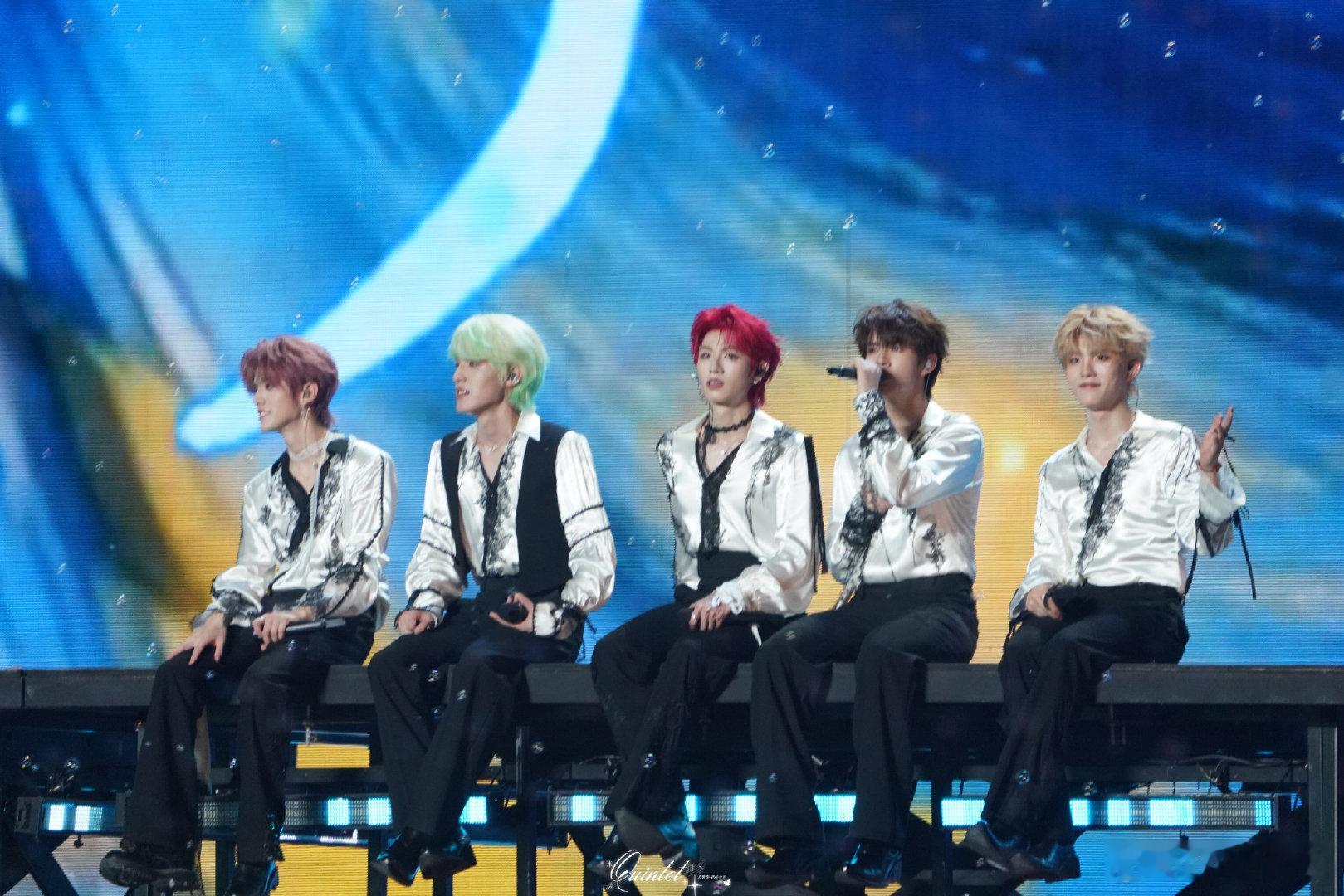 TOP登陆少年组合[超话]时代峰峻官网的家族成员里没有登陆少年时代峰峻官网的家族