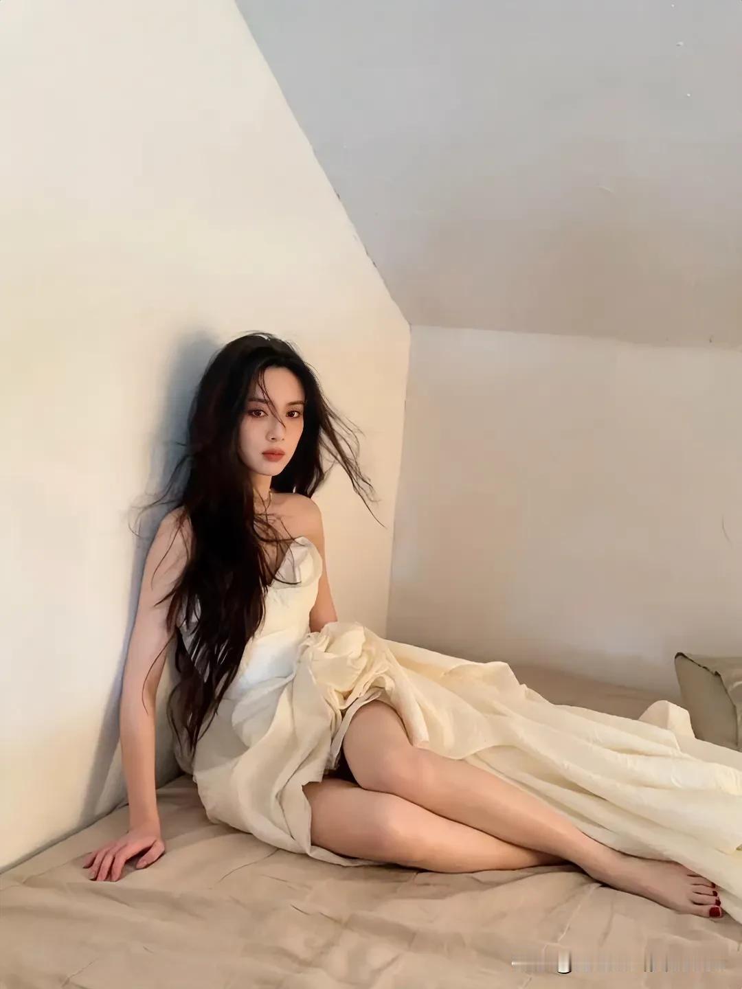 孟子义“温柔的光影，优雅的姿态”温柔如水，梦回古风