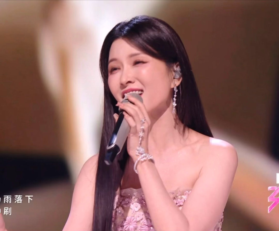 徐洁儿可以去歌手了我会等全员歌姬神仙唱功直击灵魂！徐洁儿演唱感染力爆棚，气息扎实