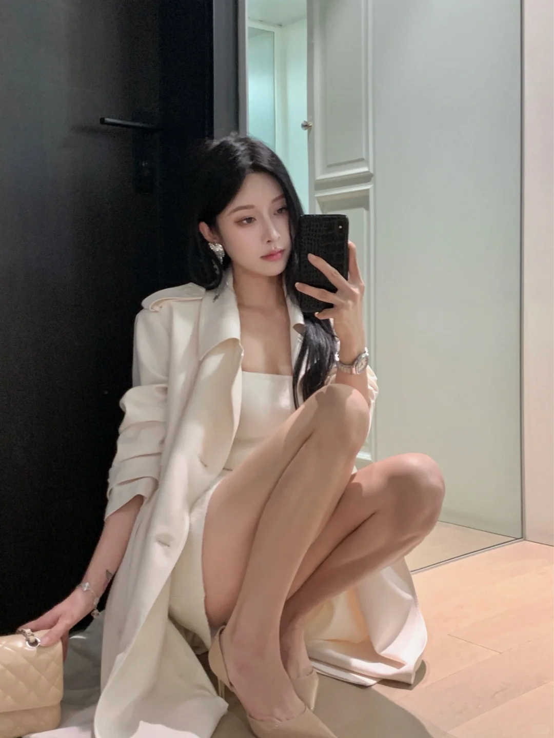 听说最近很火的蹲姿拍照