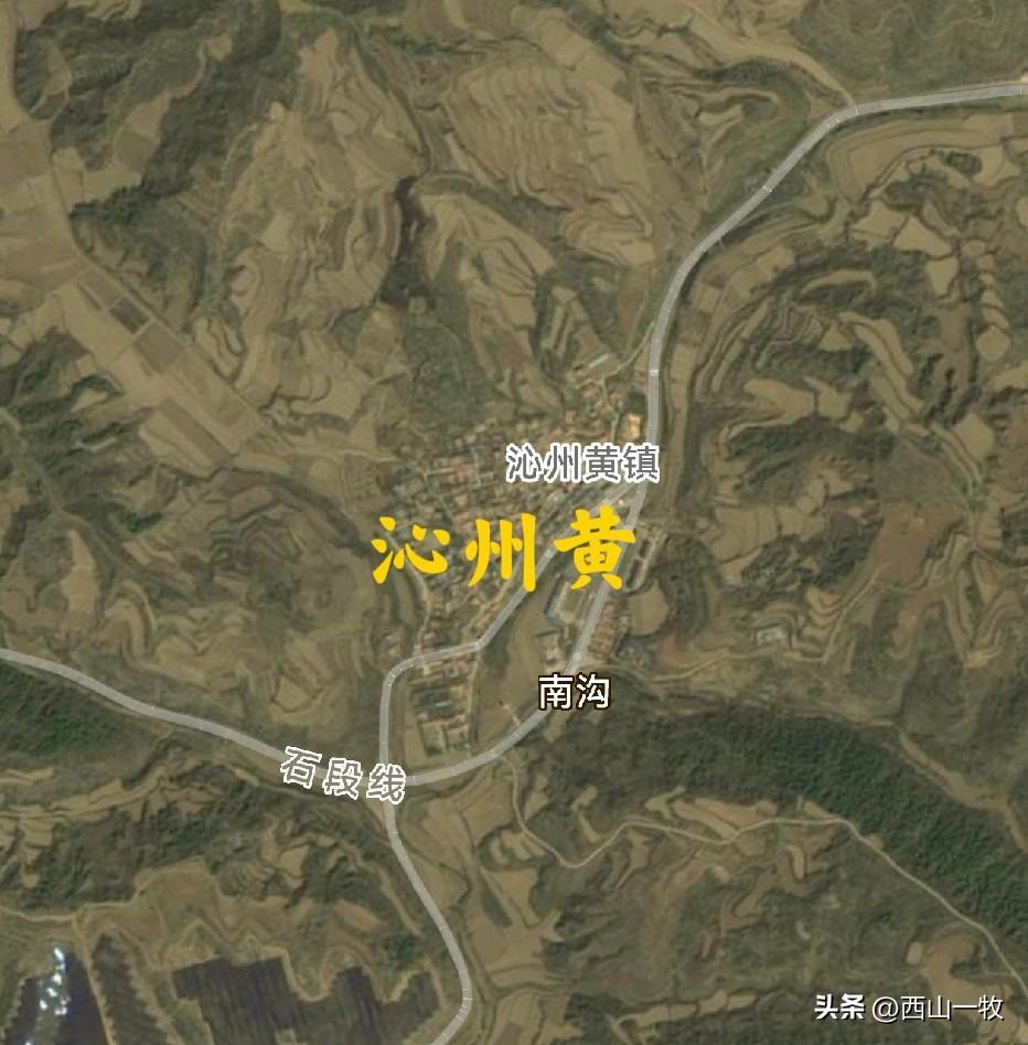 山西的太行山腹地，有个小镇叫沁州黄，名字非常有特点。这是个非常年轻的镇，刚成立四