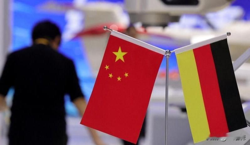 中国取代美国再次成为德国最大贸易伙伴

德国总理默茨定于2月24日至27日率30