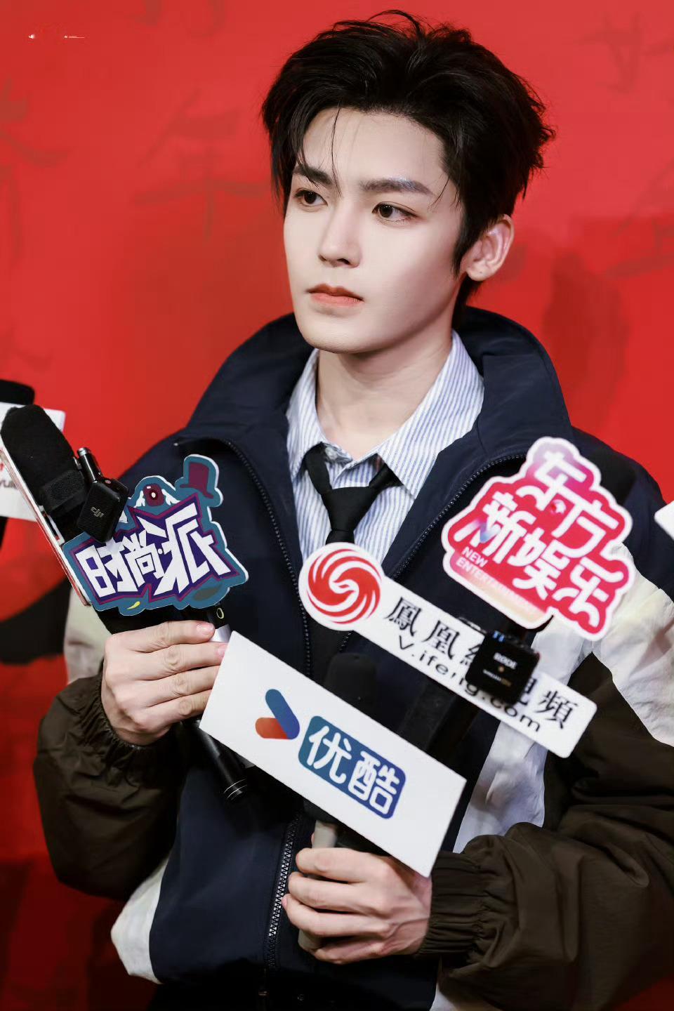 侯明昊直播活动，很帅的小猫哥