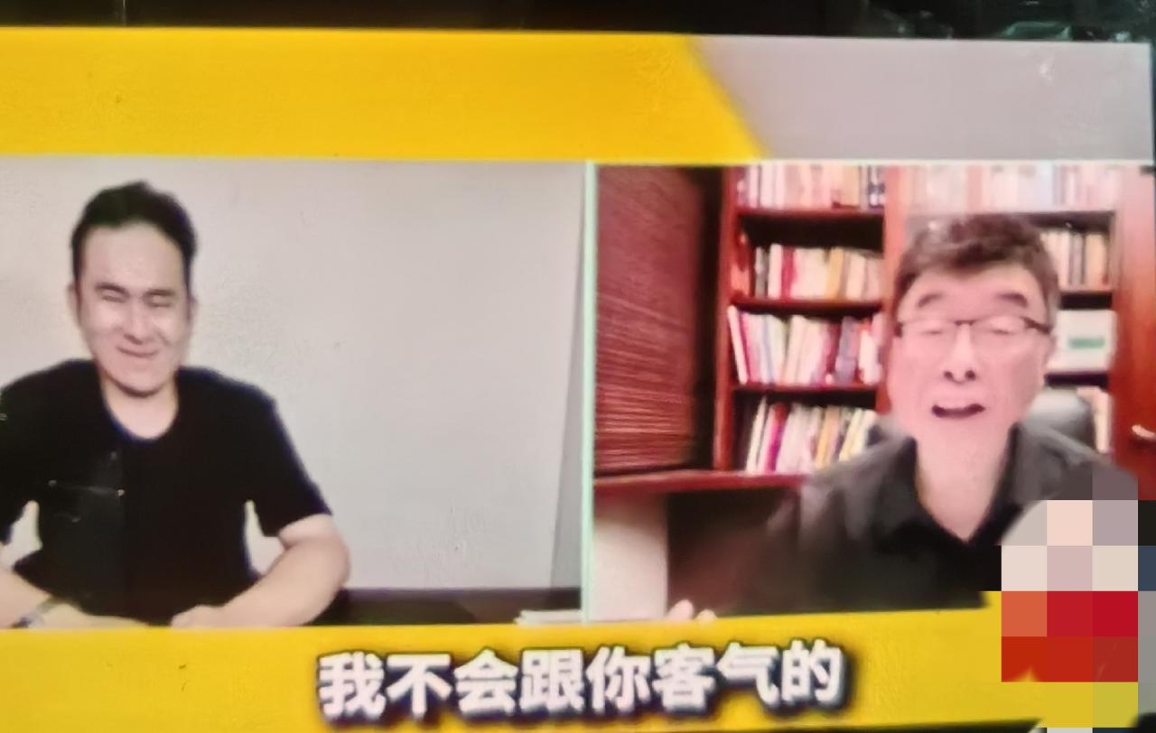 邱毅教授准备赤膊上阵了。 邱毅教授5月24日表示，如果金溥聪带着戴遐龄召开记者会