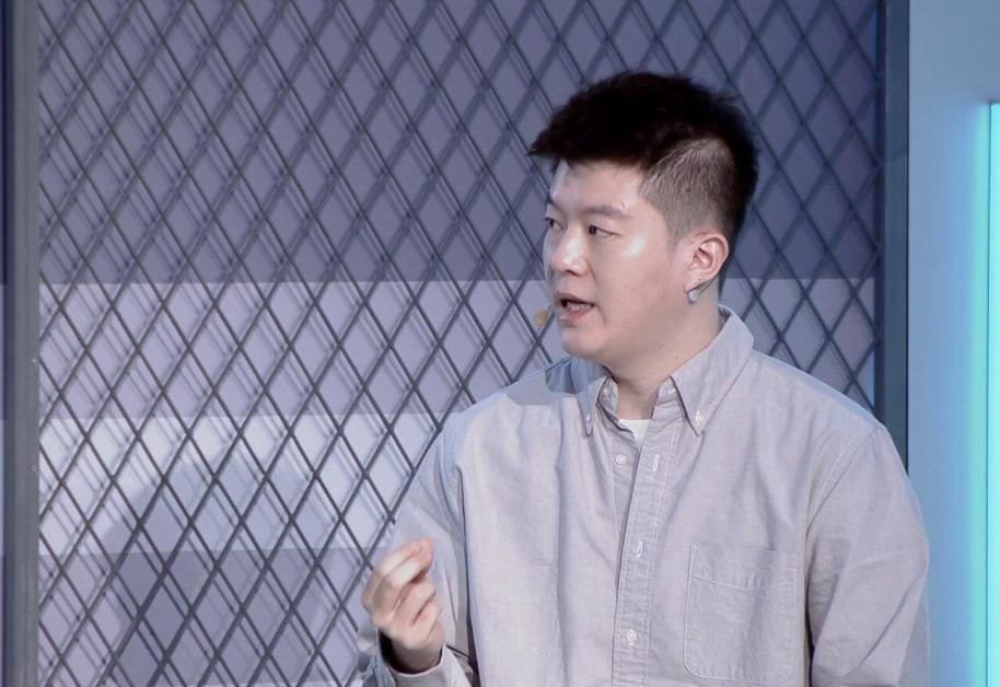 周冠达担心王艺迪爆冷？
冠军赛首轮大迪碰上非洲一姐汉娜高达，
汉娜目前世界排名是