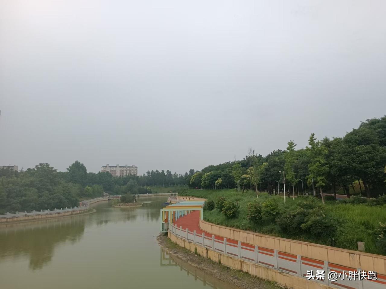 绝大部分关系里，对方都是想拿捏你的，你好了就无法拿捏了。所以，任何人都不希望你风
