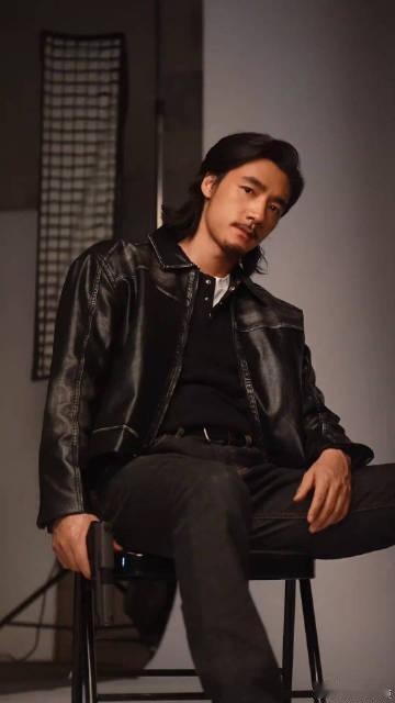 此沙文俊辉反派卡颜  不得不承认，此沙和文俊辉的反派卡颜太能打，换上特工服，打戏