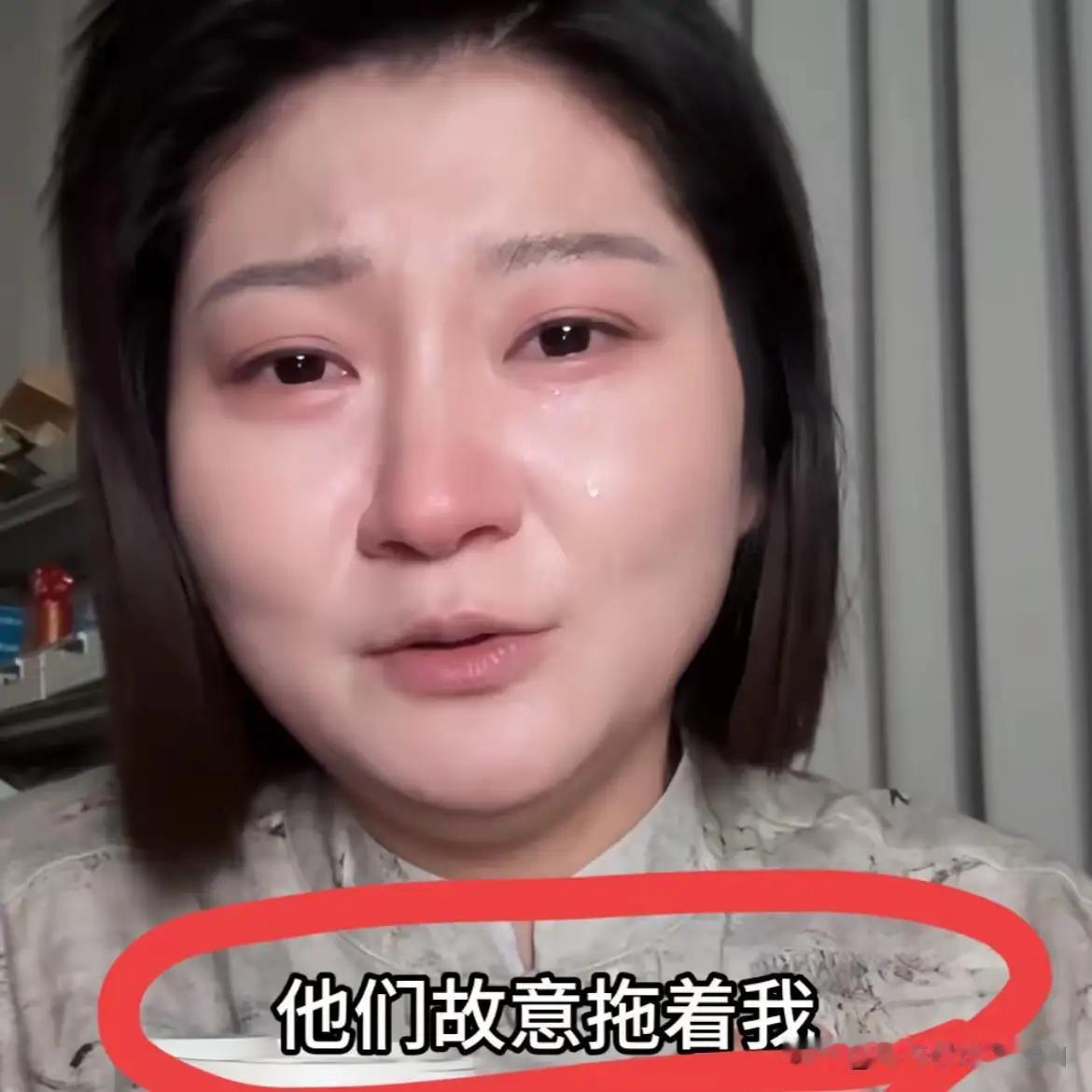 王暖暖现在最痛苦的事情，就是离不了婚，她说“他故意拖着我。”俞晓冬拒绝离婚主要是