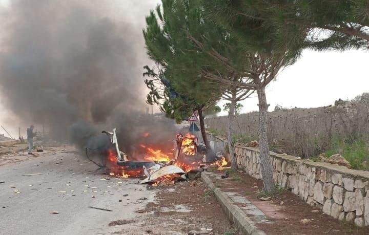 不久之前，以色列无人机在黎巴嫩南部边境的马尔卡巴镇和奥代塞镇之间袭击了一辆汽车，