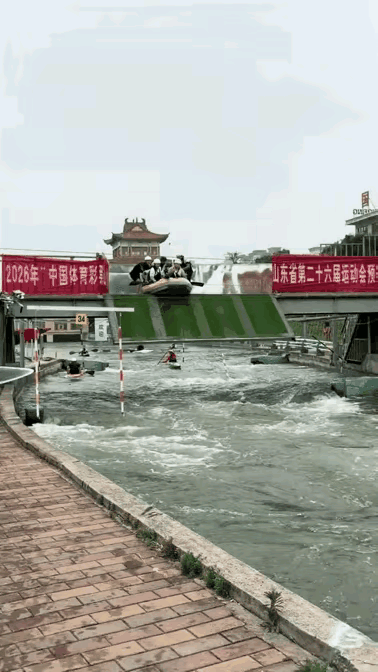 我还以为下面的人要被压了呢