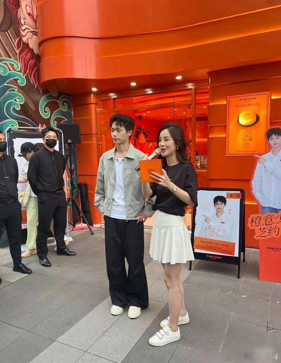 梓渝 女朋友这张真的像丁禹兮 ​​​