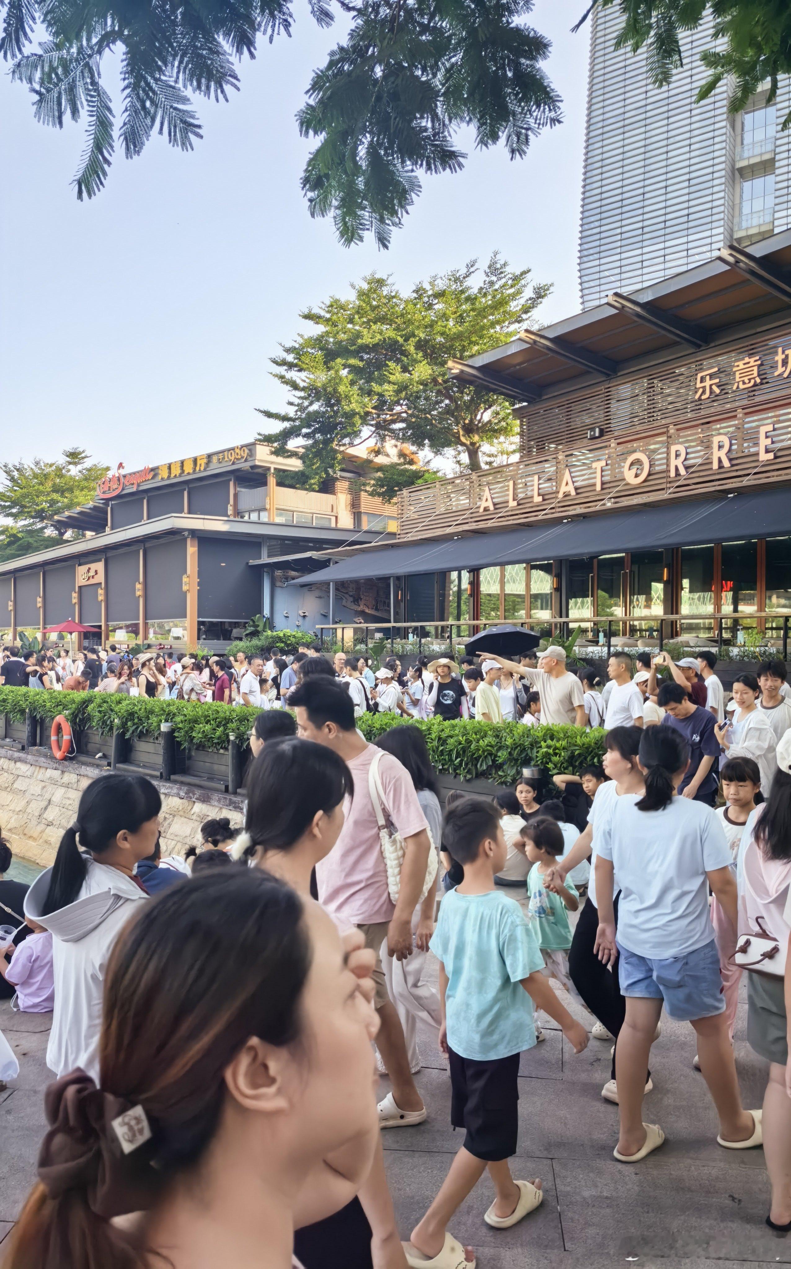 深圳太好玩了，好热闹 深圳·蛇口海上世界