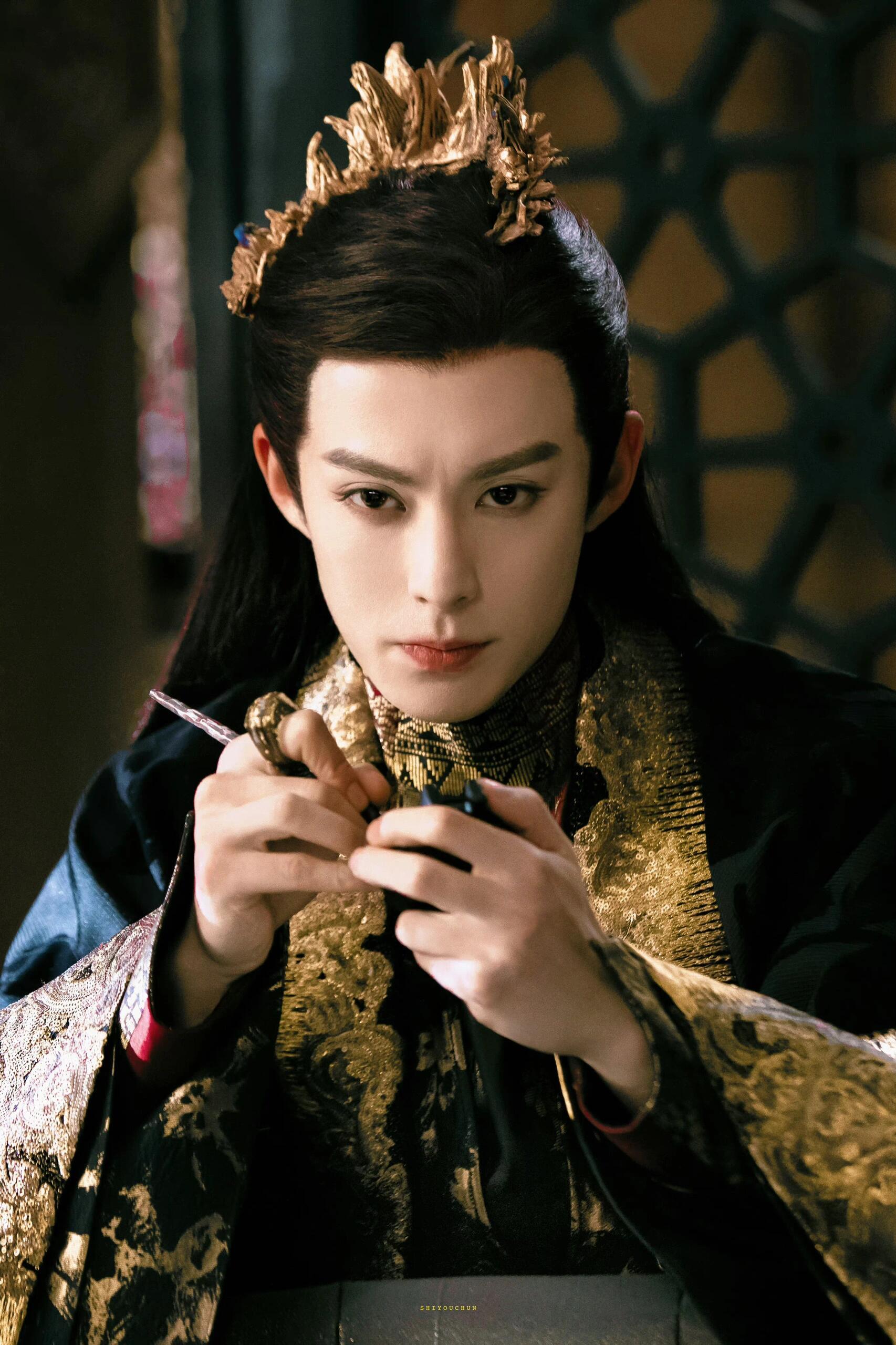 将门毒后造型易小雅其实女主沈娇娇一直是孟子义，她古装造型也很美，只不过王鹤棣粉丝