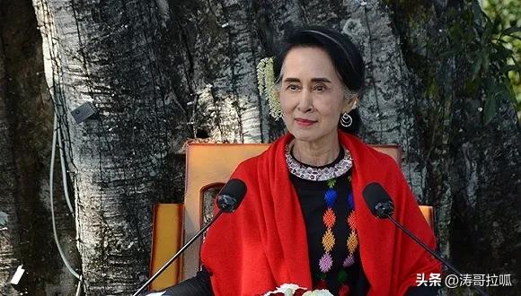 美菲联手逼宫敏昂莱：昂山素季这张牌，打的不是人道，是东盟的合法性

8月7日，美
