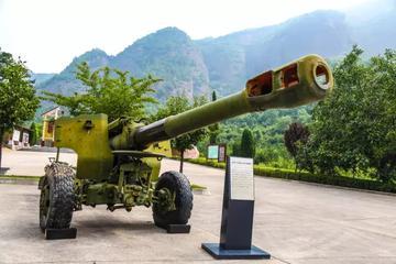 虽然中国炮兵已经拥有世界最先进的自行火炮，远程火箭炮，可66式依然是中国炮兵舍不
