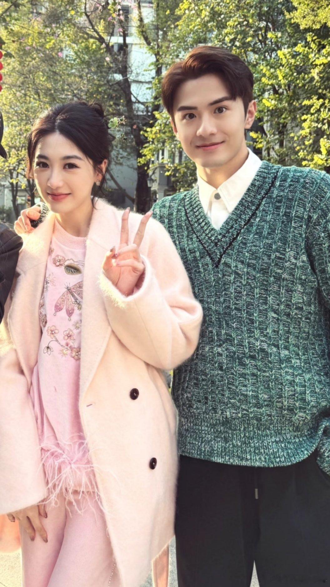 孙乐言听说在拍日常期待我美美的vlog 