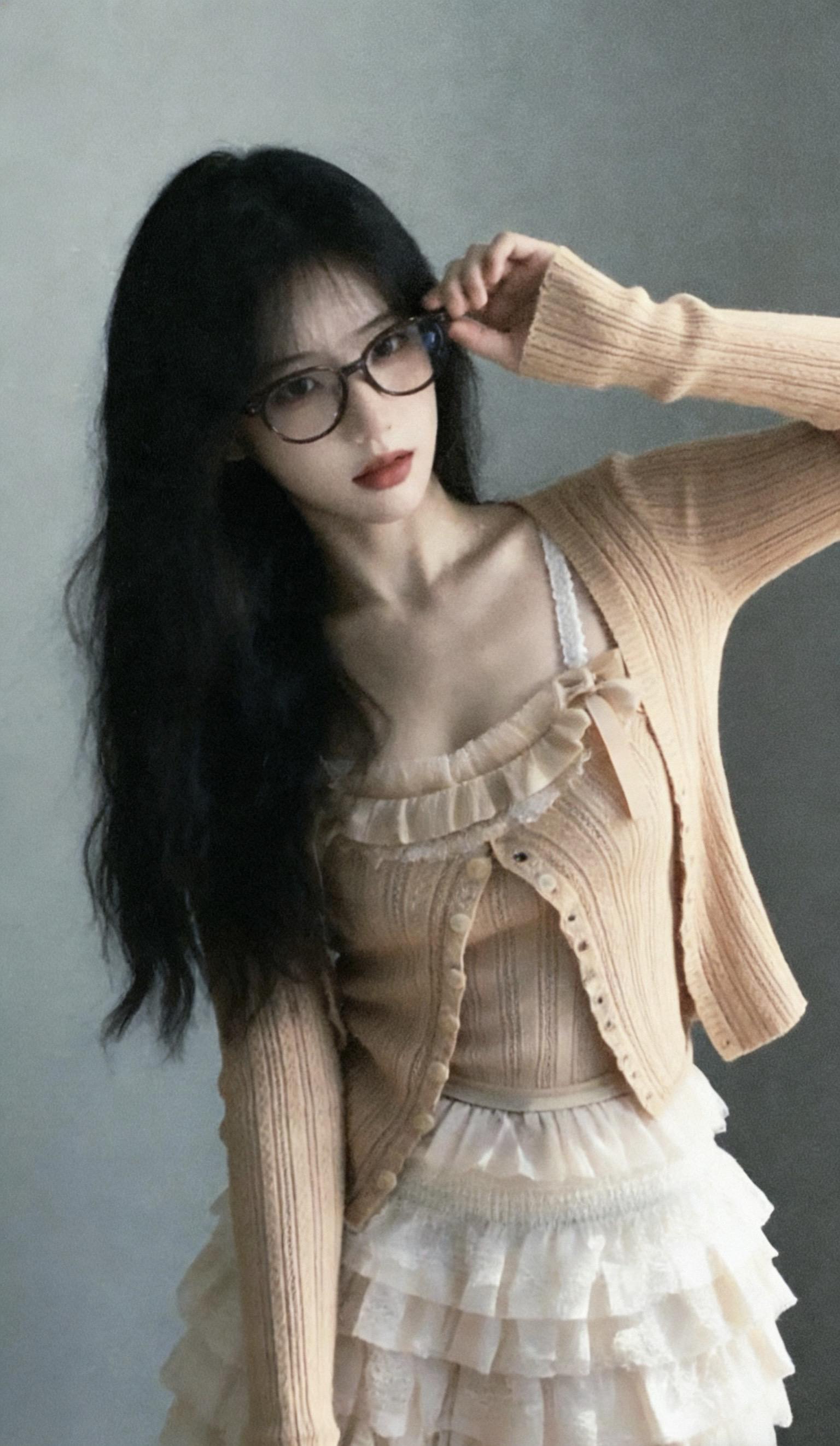 明明是戏，偏偏入局