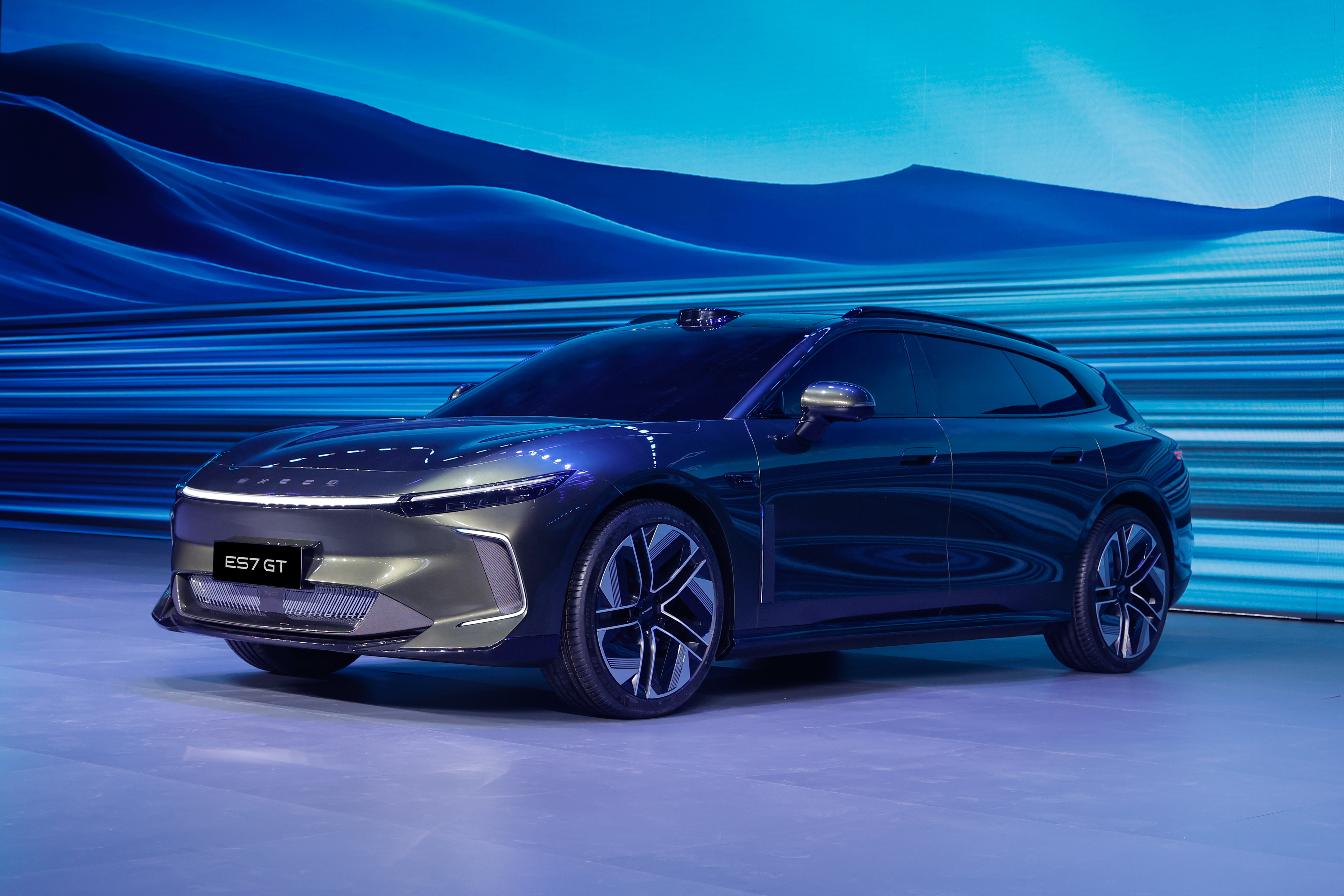 新进阶新星途星途汽车将全面开启3.0时代今晚星途品牌之夜亮相的四款新车，ES7 