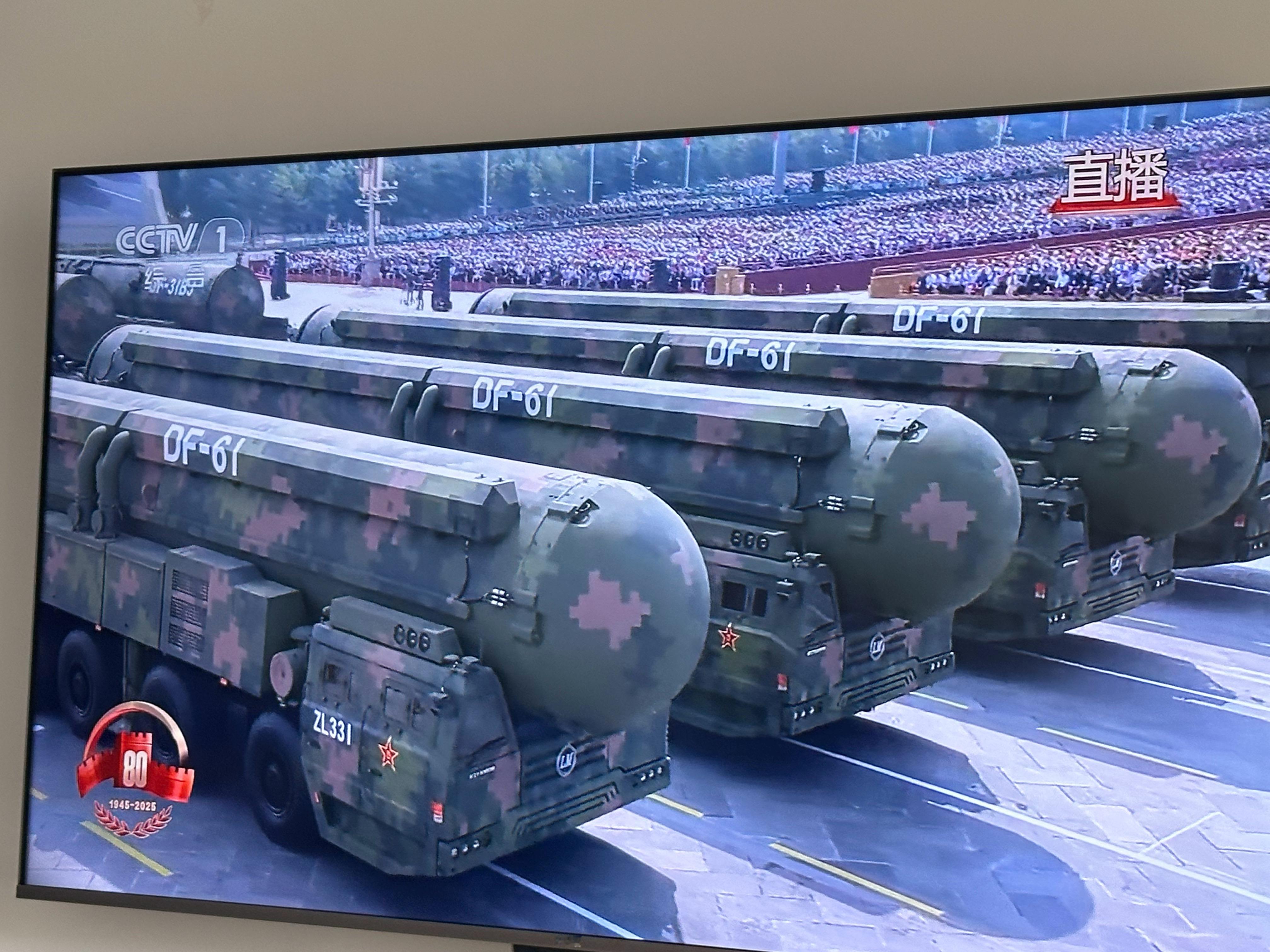 九三盛大阅兵激动[抱抱][抱抱][抱抱] ​​​