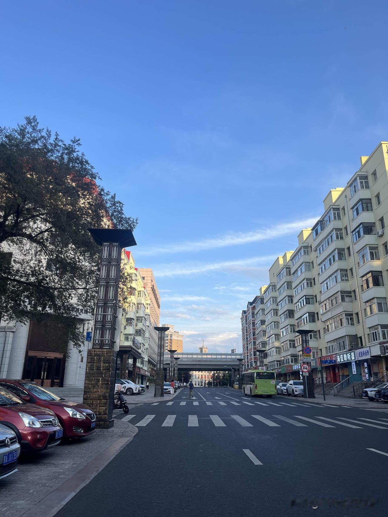 快乐是一种能力，吃好、睡好、玩好也是一种幸福。