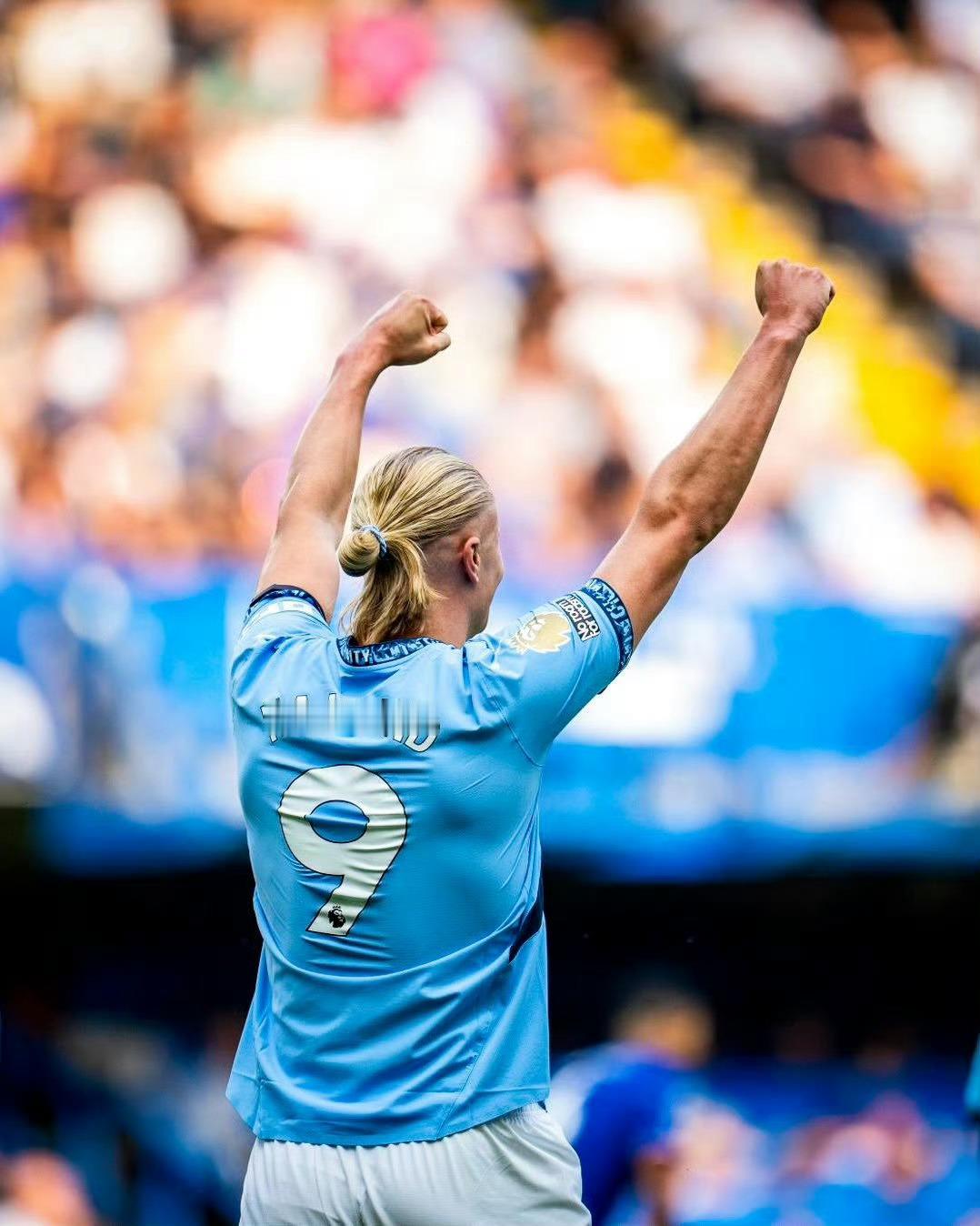 C罗和c罗一起siu到最后哈里凯恩 🚨哈里凯恩打破C罗和哈兰德保持的21世纪单