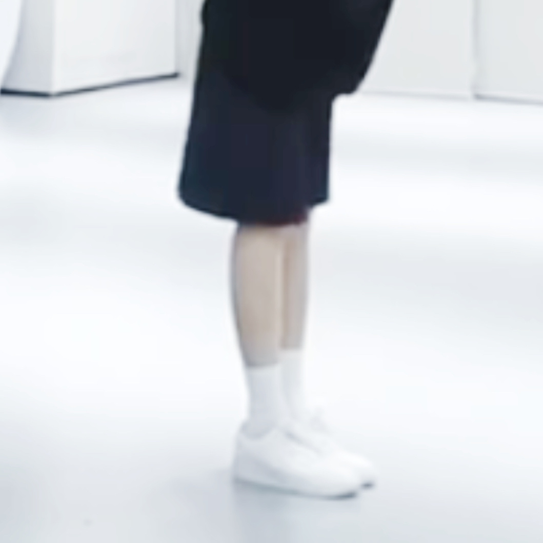 【10336】小白裙小黑裙 