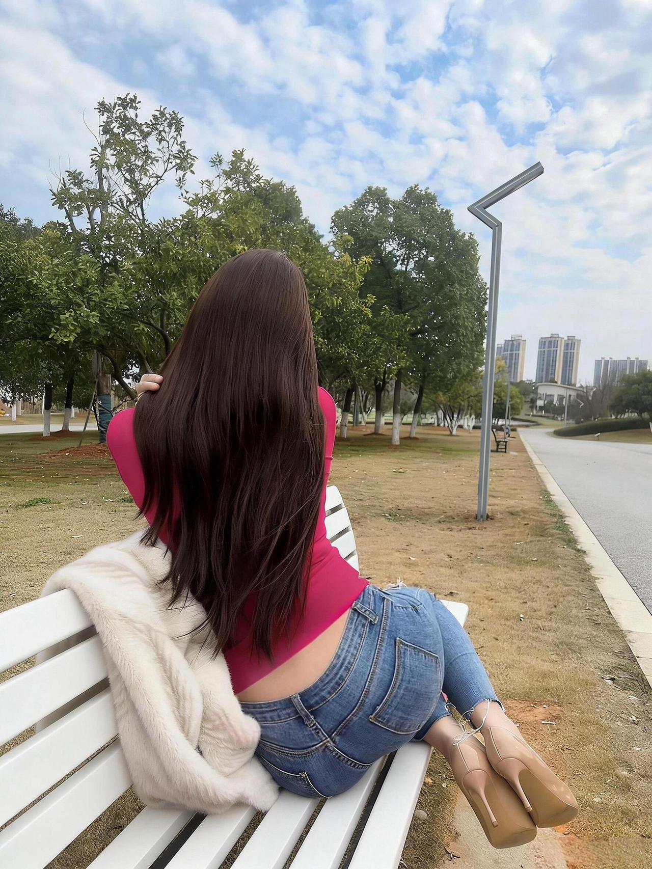 这背影看着就好看