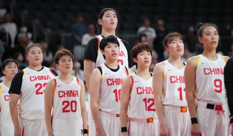 亚运女篮八强昨夜全部出炉，这一夜的剧本简直太疯狂！不仅中国女篮淘汰赛碰上的对手远