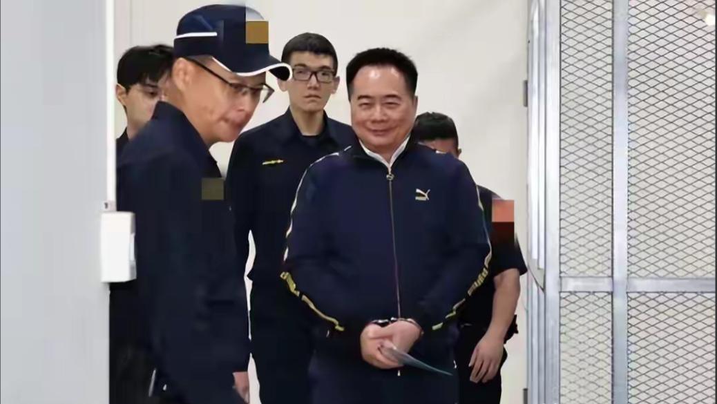入狱第 43 天，蔡正元一封亲笔信，直接把台湾政坛和国民党的遮羞布撕得粉碎！
