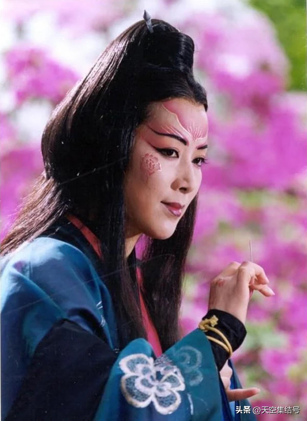 《笑傲江湖》中的东方不败，谁才是观众心中最经典的那一版？
        很多人