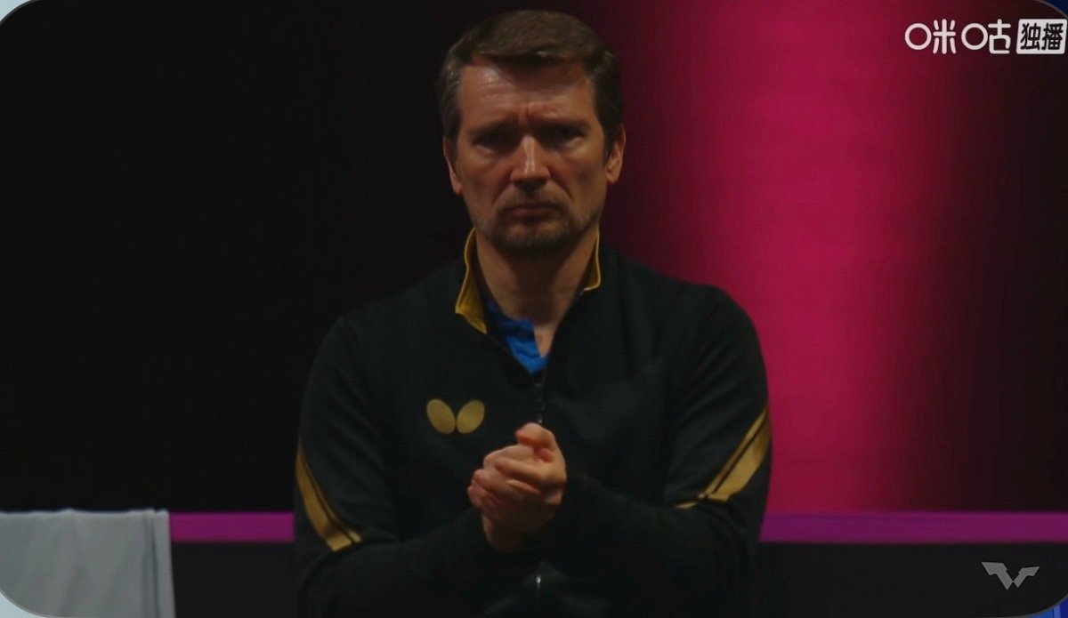 2026wtt多哈冠军赛男子单打32-16户上隼辅3-1奥马尔（12-14 11