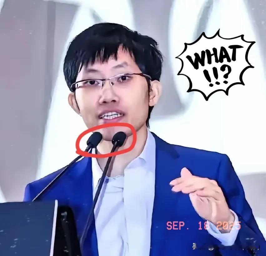一觉醒来！

梁文锋又一次刷新了世界记录！
 
​他担任通讯作者的DeepSee