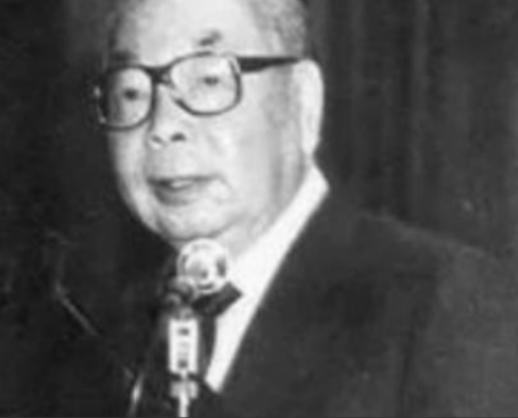 蒋介石刚咽气，比蒋经国只大12岁的宋美龄就想独揽大权，没想到，一向憨厚的蒋经国在