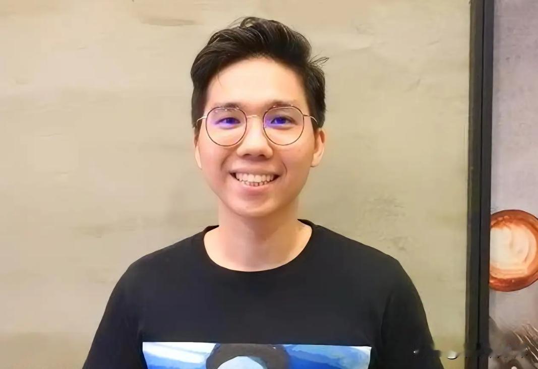 历史哥李易修预警蓝营：年底选输若逼宫郑丽文，蓝营恐重演当年换柱悲剧

岛内地方选