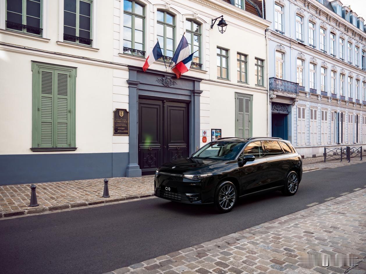 增程SUV选零跑C10，比尚界H5省4.7万不香吗？
 
现在选增程SUV太合适