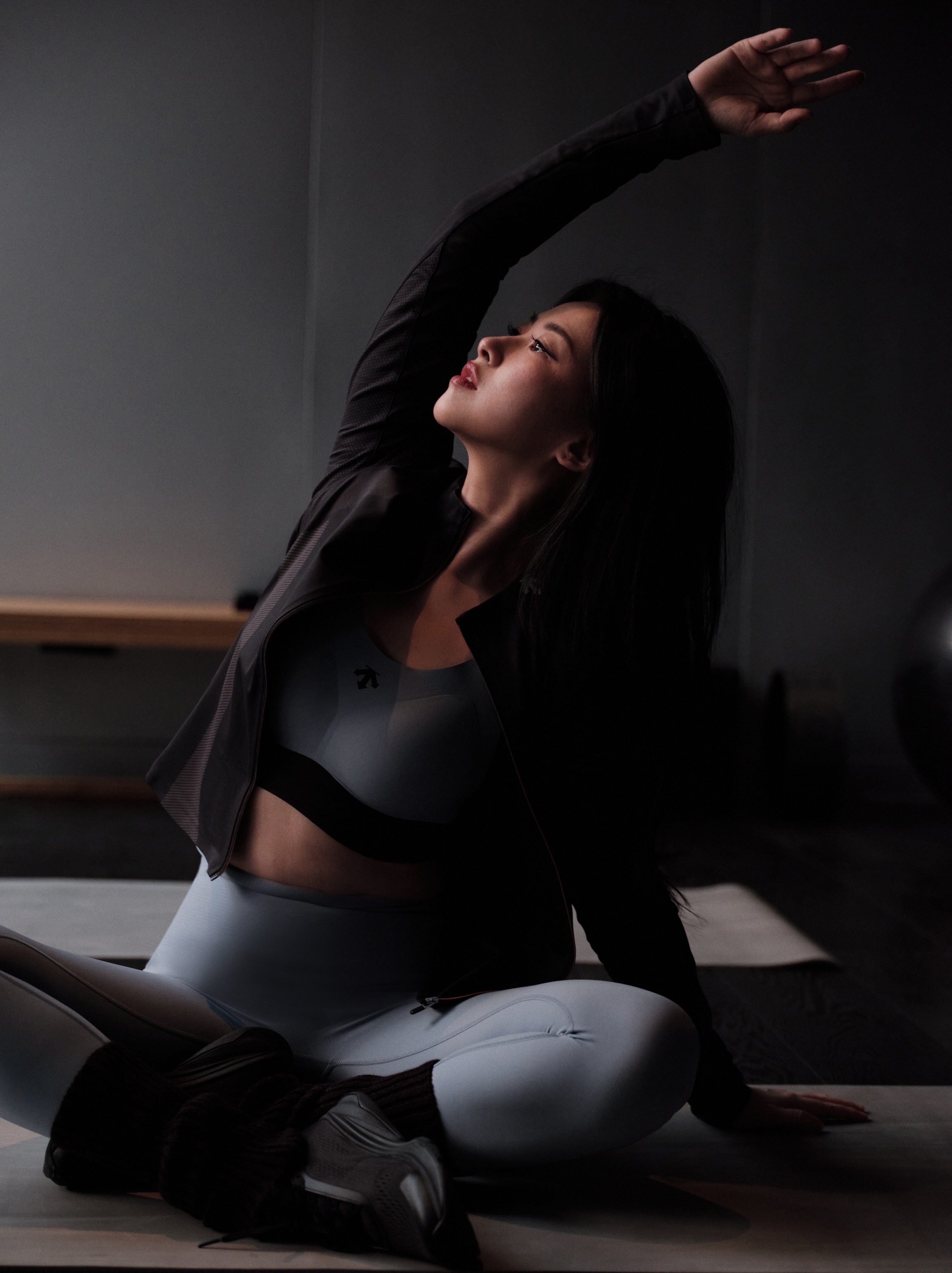 朱珠健身穿搭图集，这身材真让人羡慕 