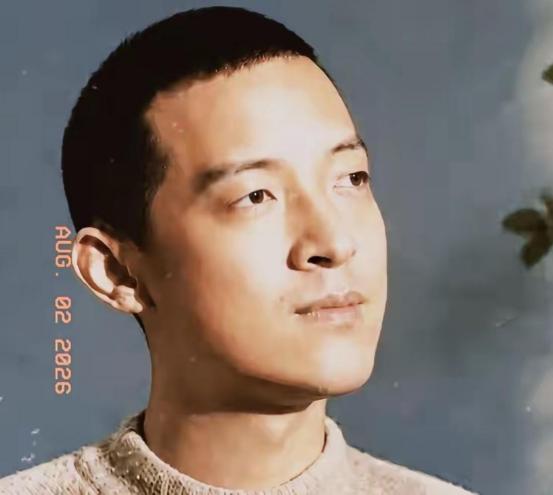 北大数学天才柳智宇出家12年后还俗。他留下了一句让无数人沉默的话：寺庙里的人际关