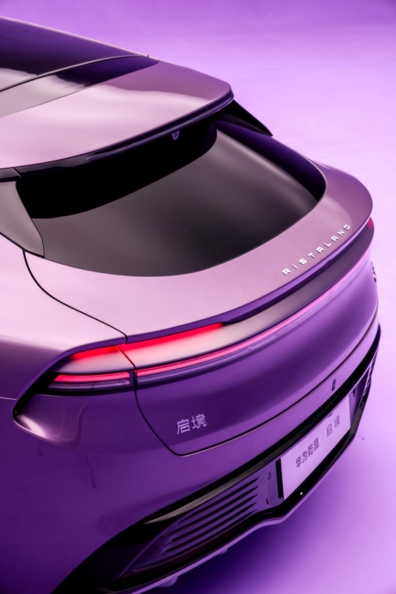 启境GT7实车亮相，双大厂联合打造“六边形战士”
3月17日，启境品牌首款车型G