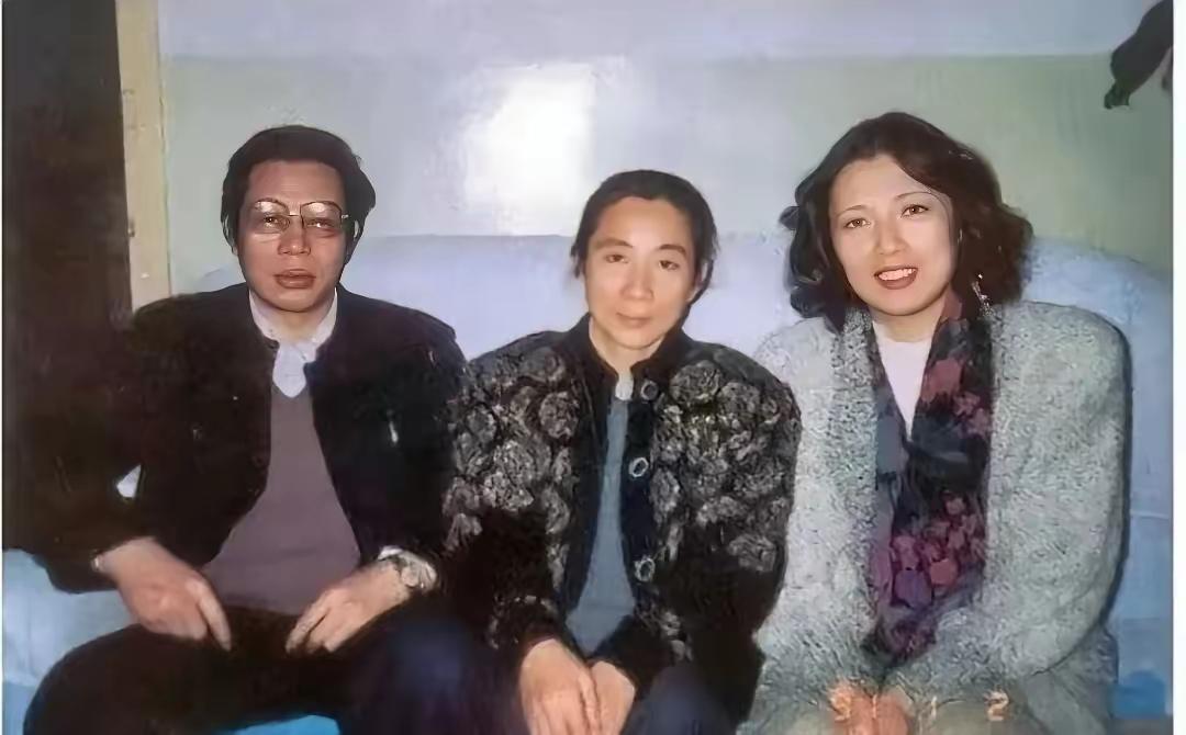 1991年元旦，42岁的张宁专程从美回北京探望林豆豆、张清霖夫妇。

那年元旦北