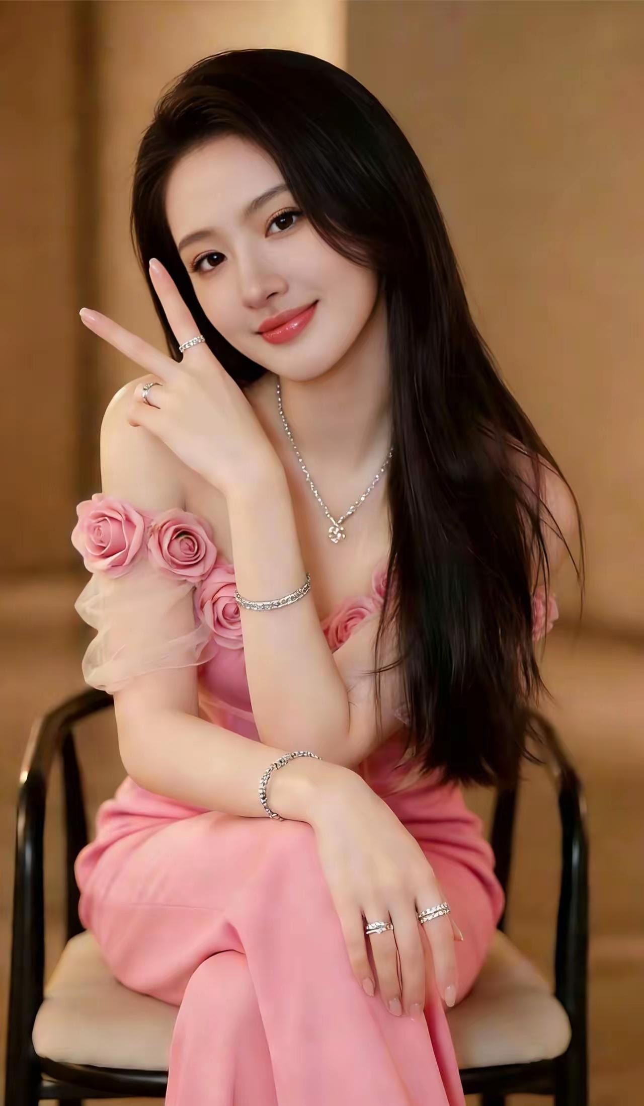 好有魅力的女人颜值爆棚