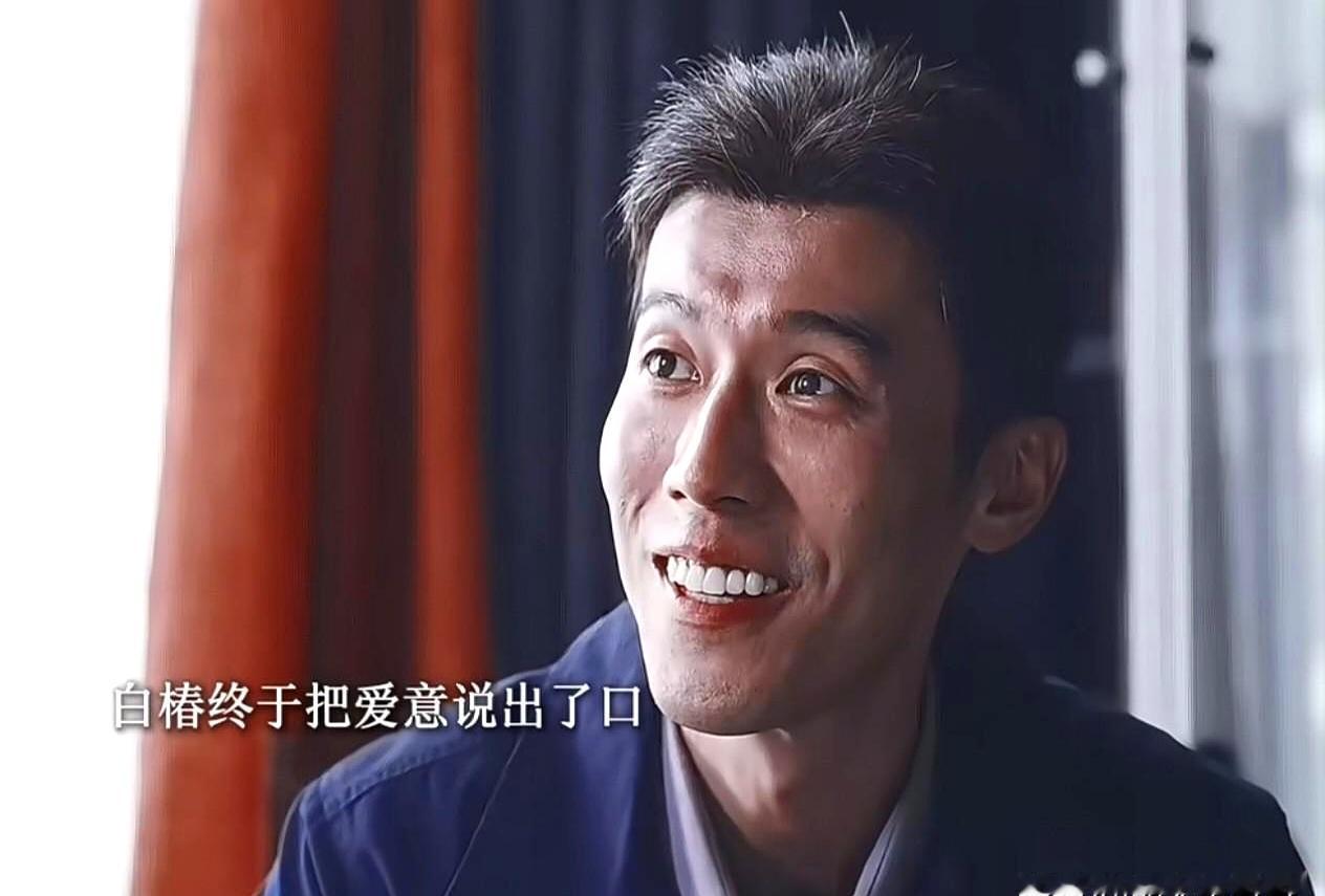 白椿倒下的那一刻，谁都以为他彻底黑化。
所有人都错了，包括屏幕前的你。
他用自己