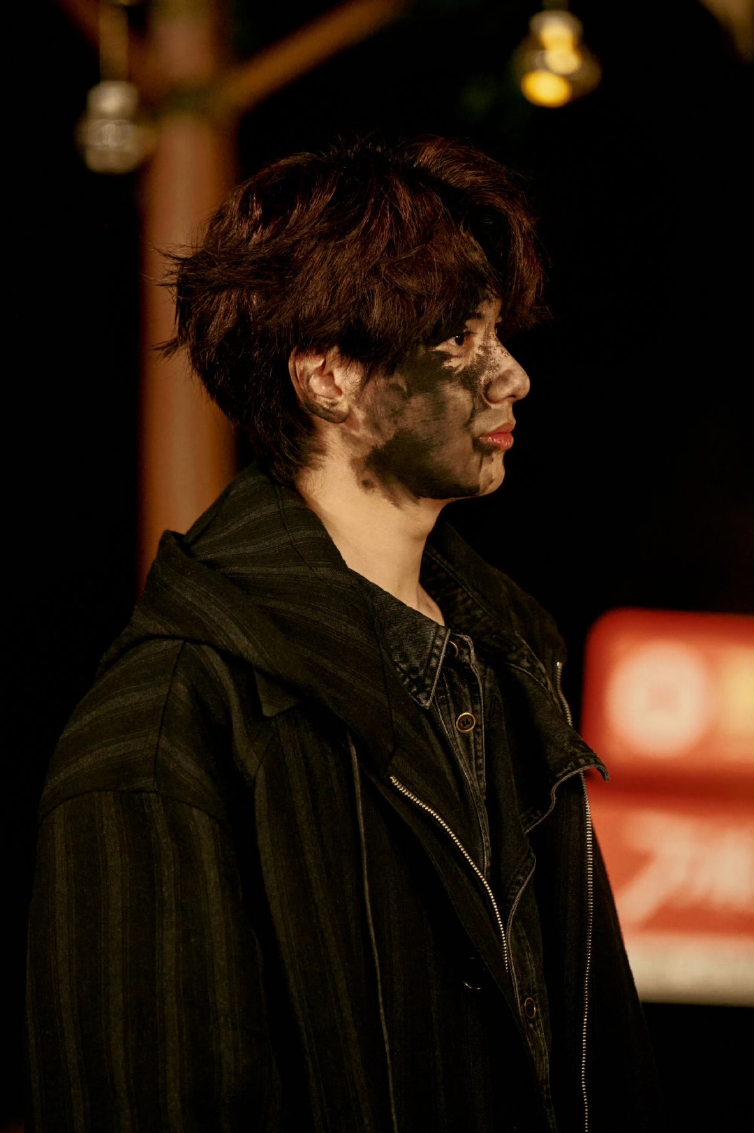 把所有祝福都给这只可可爱爱的小黑猫 