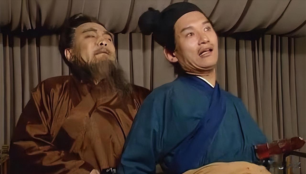 昨天在群里有个话题，大意是聊到“卧榻之侧，岂容他人鼾睡乎！”最早是谁说的？

结